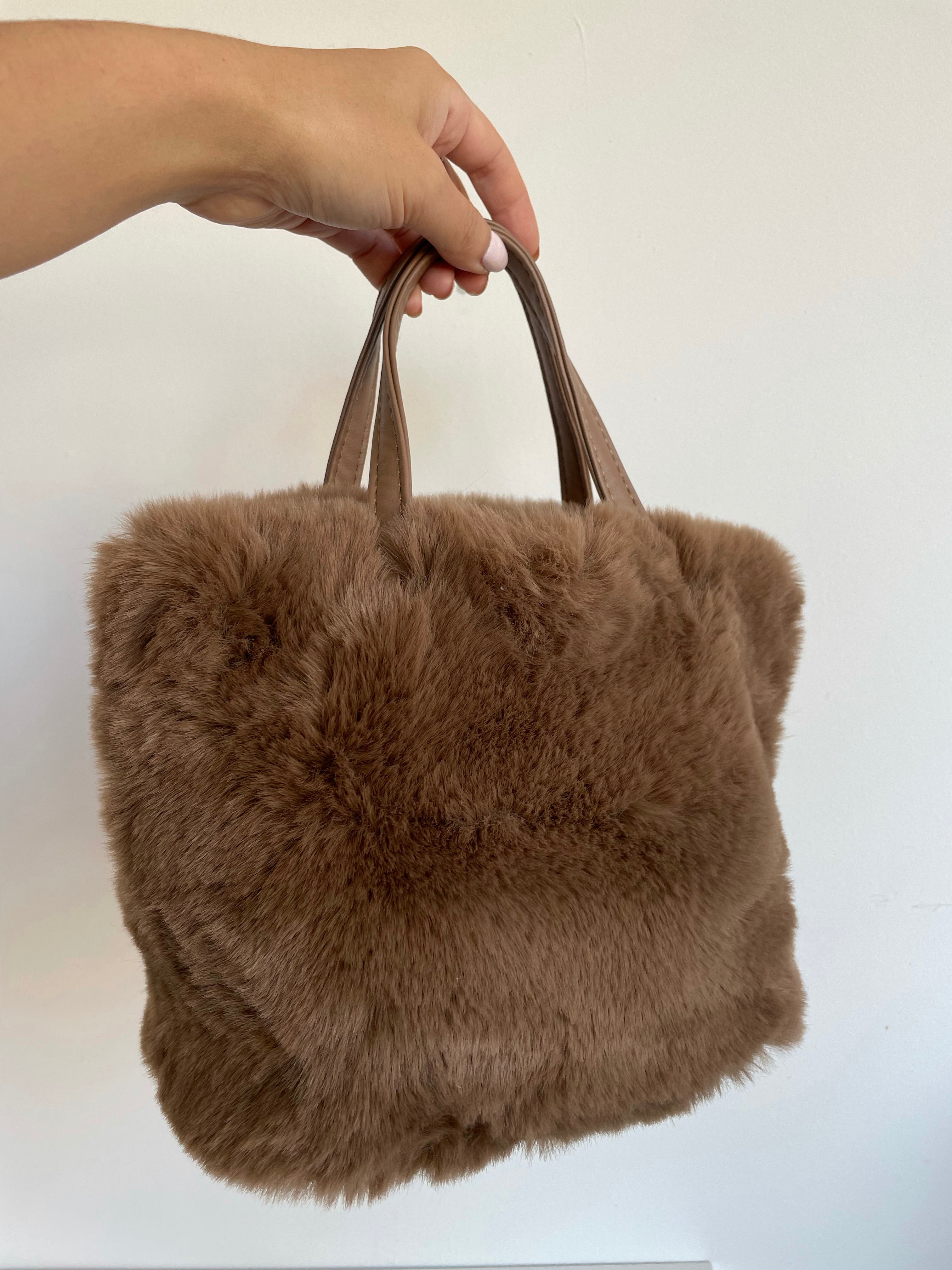 FAUX FUR TOTE BAG